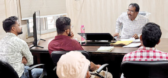 ऑनलाइन डाटा एंट्री के विरोध में ज्ञापन ऑनलाइन डाटा एंट्री के विरोध में ज्ञापन
