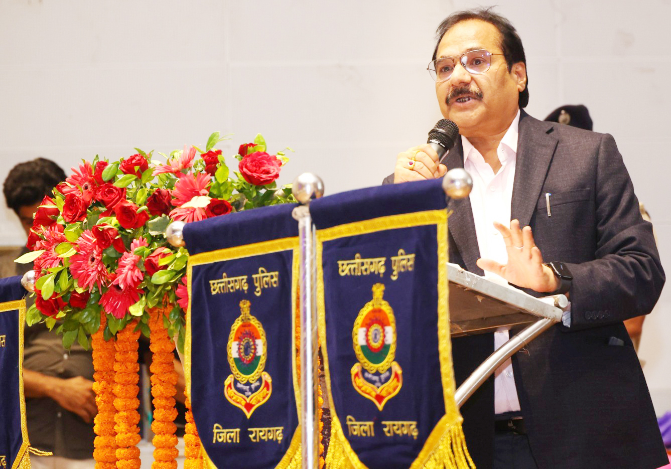सीजे के नाम पर भी हो चुकी है ठगी-जस्टिस प्रशांत मिश्रा सीजे के नाम पर भी हो चुकी है ठगी-जस्टिस प्रशांत मिश्रा