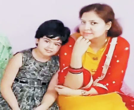 हेड कांस्टेबल की पत्नी-बेटी की अंतिम यात्रा में उमड़ा जनसैलाब