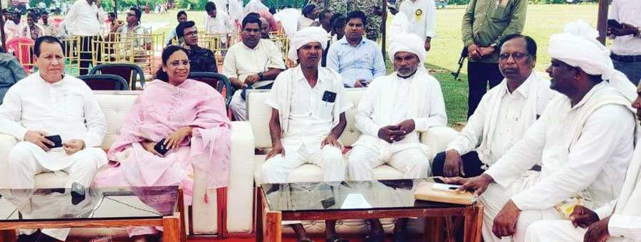 धूमधाम से मना राज्याभिषेक राजा मेला धूमधाम से मना राज्याभिषेक राजा मेला