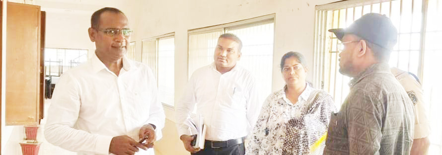 मतदान केंद्रों का  निरीक्षण