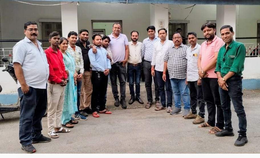 लैलूंगा प्रेस क्लब के अध्यक्ष बने चंद्रशेखर लैलूंगा प्रेस क्लब के अध्यक्ष बने चंद्रशेखर