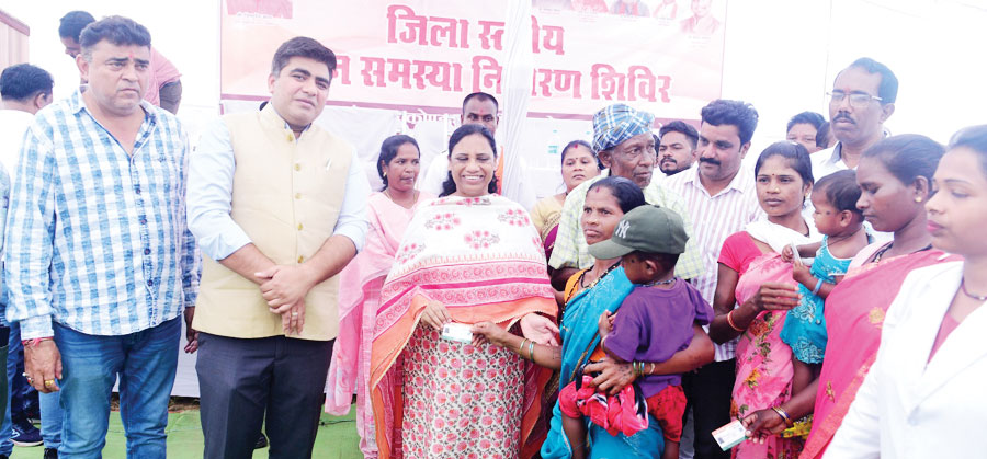 चिपावण्ड शिविर में विधायक ने 17.37 लाख के विकास कार्यों का किया लोकार्पण-भूमिपूजन चिपावण्ड शिविर में विधायक ने 17.37 लाख के विकास कार्यों का किया लोकार्पण-भूमिपूजन