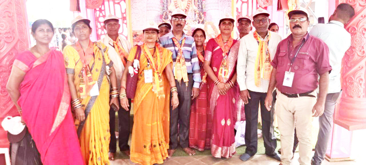 रामलला दर्शन करके लौटे दर्शनार्थी