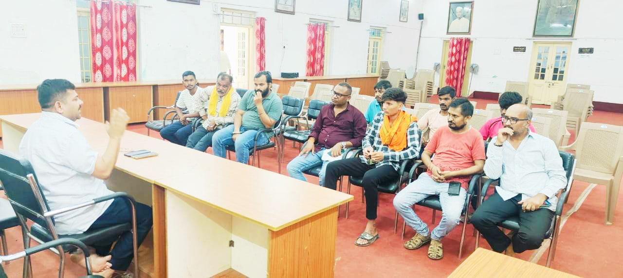 मवेशी मालिकों को घर भेजे गए नोटिस