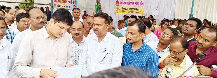 संविलियन पूर्व सेवा का गणना हमारा अधिकार है-मनोज वर्मा