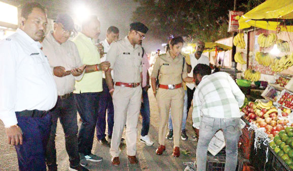 जाम की समस्या दूर करने सडक़ पर पुलिस व निगम की संयुक्त टीम