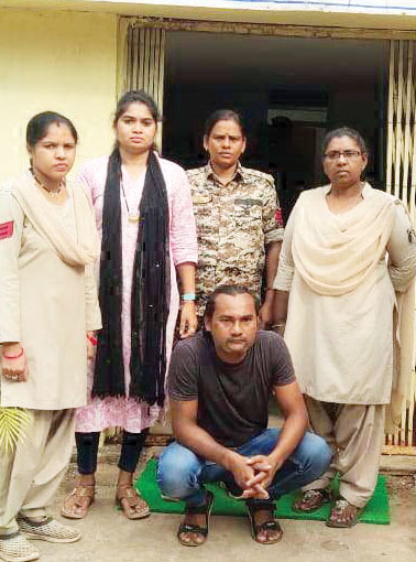 नाबालिग से छेडख़ानी, आरोपी गिरफ्तार नाबालिग से छेडख़ानी, आरोपी गिरफ्तार