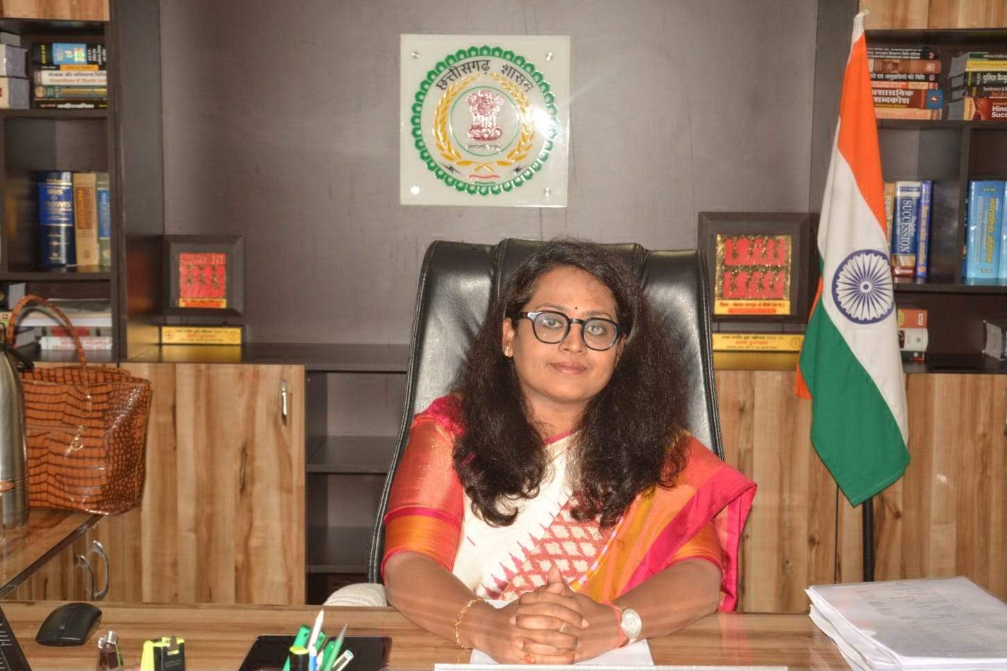 नई कलेक्टर तुलिका ने सम्हाला पदभार