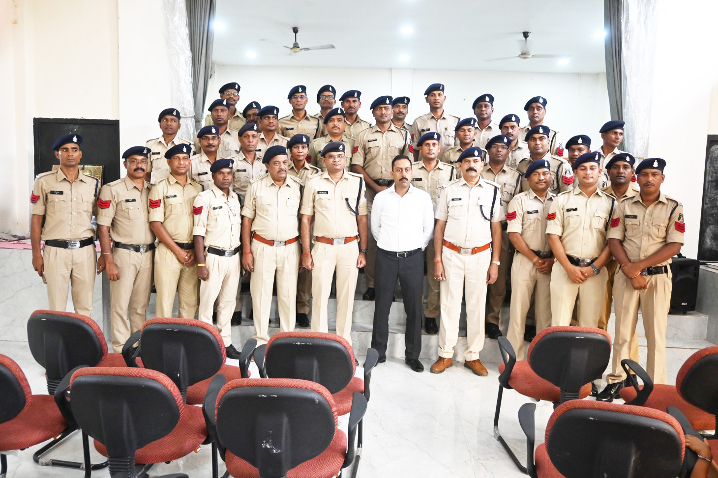 केसीजी जिले में तीन  दर्जन आरक्षक पदोन्नत