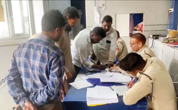 नर्सिंग छात्रा की खुदकुशी