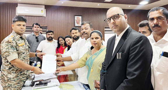 महापौर निधि में भ्रष्टाचार की जांच कर एफआईआर की मांग महापौर निधि में भ्रष्टाचार की जांच कर एफआईआर की मांग
