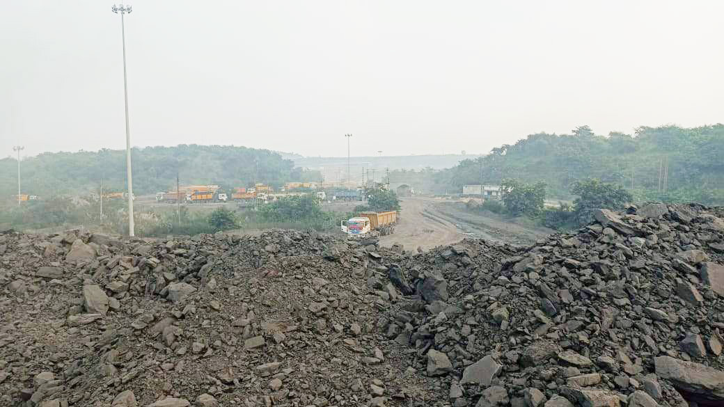 एसईसीएल की खदानों से कम वजन कर दिया जा रहा कोयला - रायगढ़ जिला ट्रेलर मालिक संघ एसईसीएल की खदानों से कम वजन कर दिया जा रहा कोयला - रायगढ़ जिला ट्रेलर मालिक संघ
