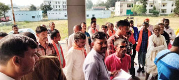 दवनकरा समिति प्रबंधक पर लाखों का गबन का आरोप, थाने में शिकायत दवनकरा समिति प्रबंधक पर लाखों का गबन का आरोप, थाने में शिकायत