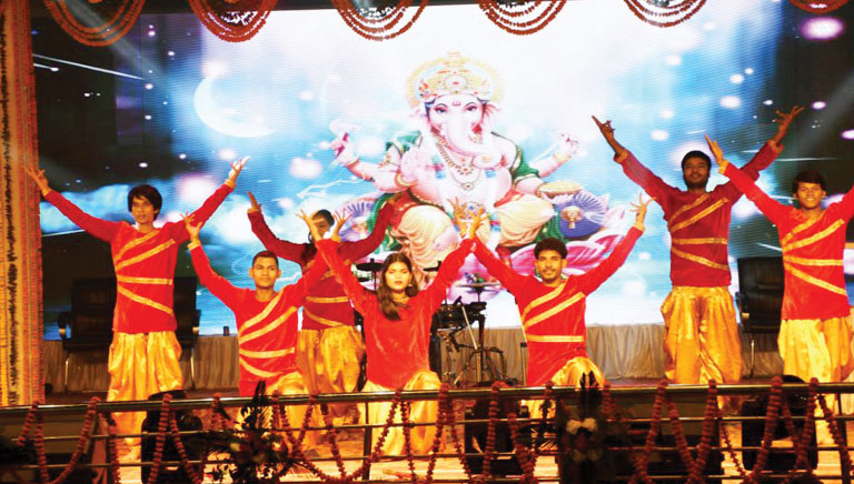 राज्योत्सव में कलाकारों ने दी शानदार प्रस्तुति नृत्य व सुरीली आवाज से मंत्रमुग्ध हुए दर्शक