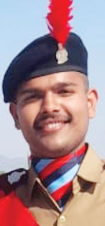 पहले ही प्रयास में कृतश मिश्रा ने की एनडीए परीक्षा क्वालीफाई, बनेंगे पायलट पहले ही प्रयास में कृतश मिश्रा ने की एनडीए परीक्षा क्वालीफाई, बनेंगे पायलट