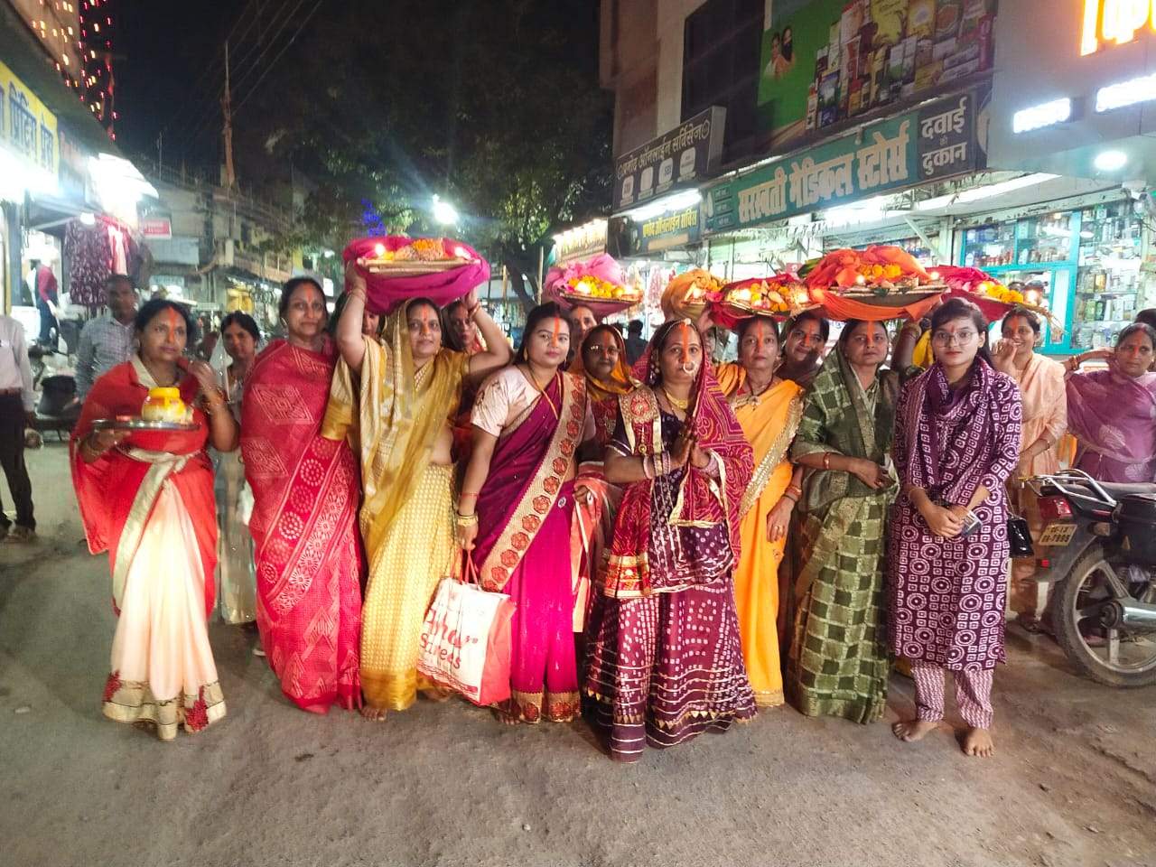 छठ महापर्व की धूम