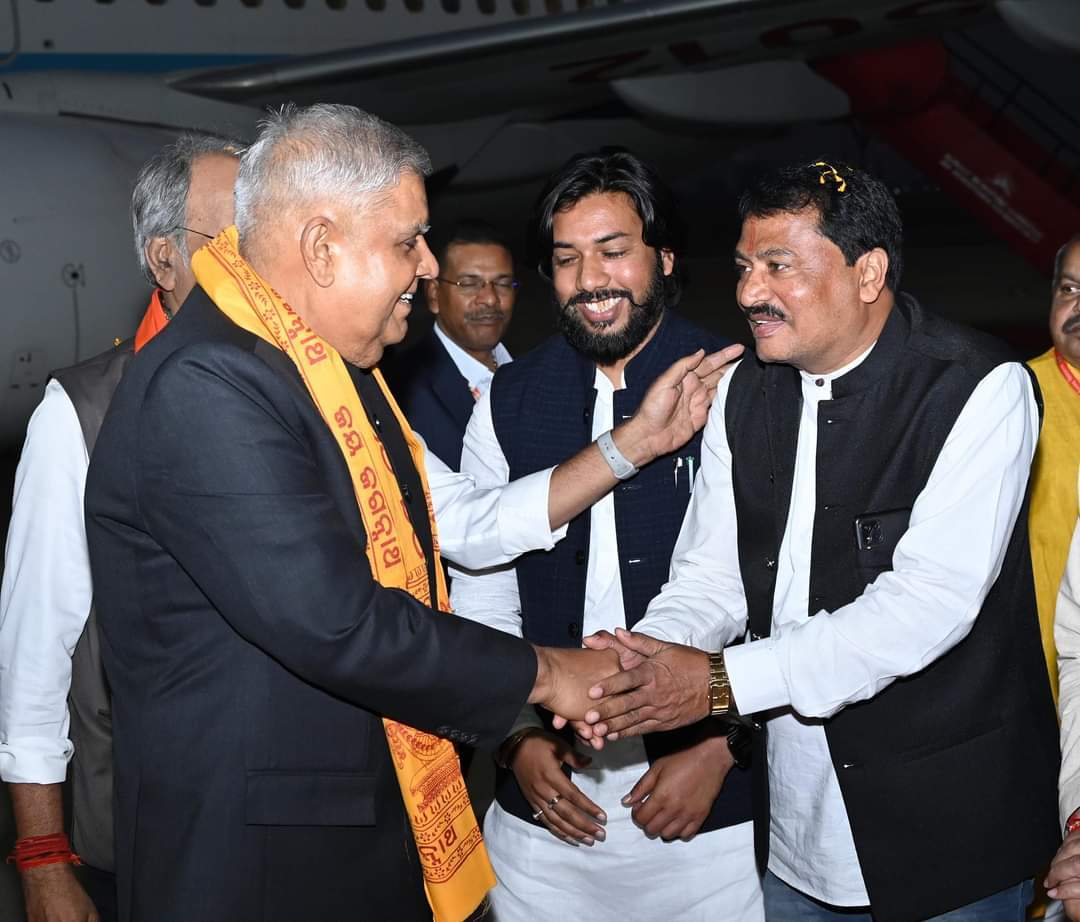 विधायक ने किया उपराष्ट्रपति का स्वागत