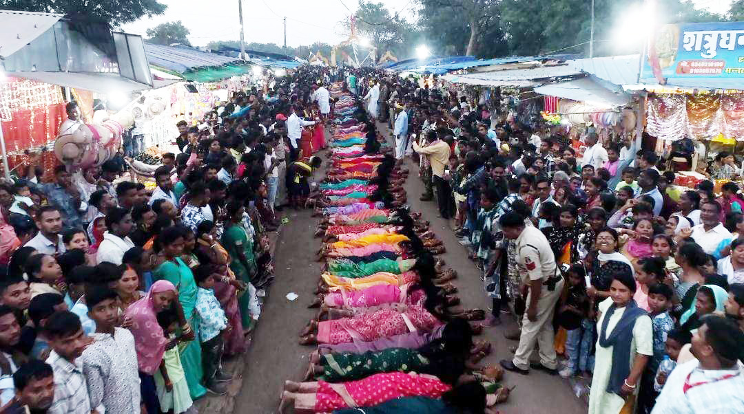 54 गांव के देव विग्रह पहुंचे गंगरेल