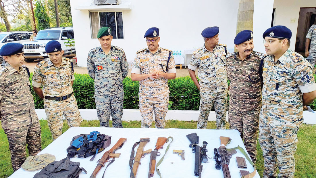 मुठभेड़ में मारा गया आठ लाख का ईनामी डीवीसी मेम्बर जोगा, दो की पहचान होना बाकी