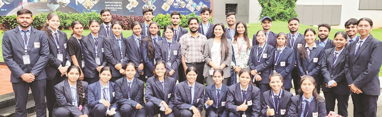 भारती विवि के विद्यार्थियों का इसरो और एचएएल में शैक्षणिक अध्ययन भारती विवि के विद्यार्थियों का इसरो और एचएएल में शैक्षणिक अध्ययन