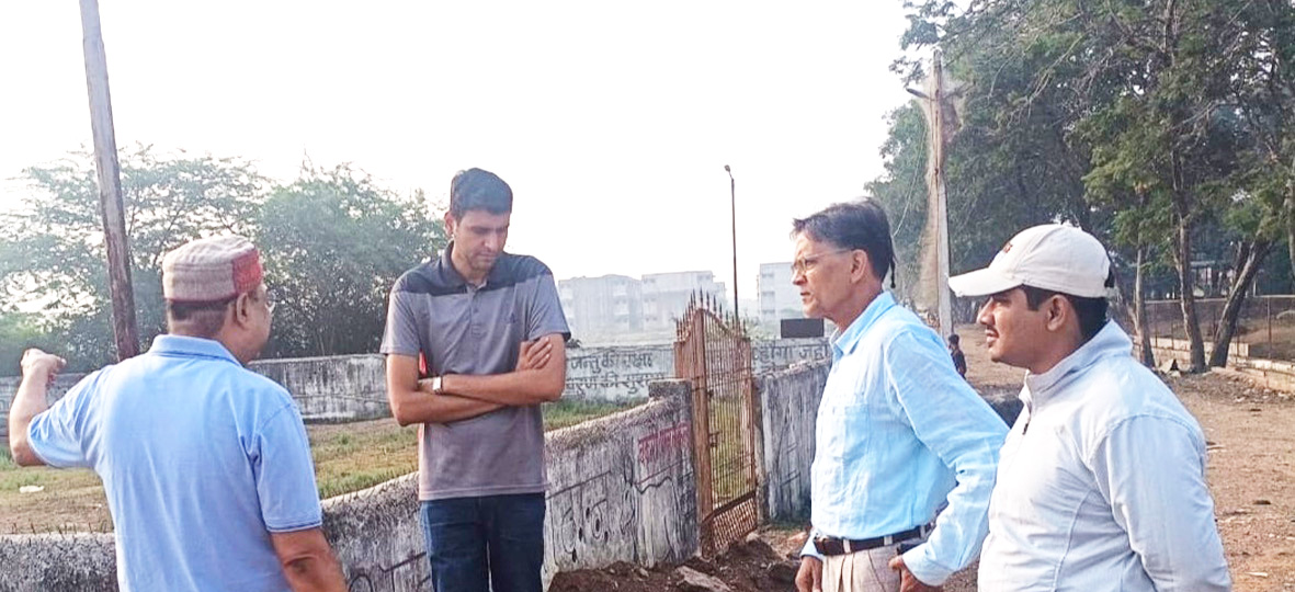 गौठान का निरीक्षण कर लिया जायजा गौठान का निरीक्षण कर लिया जायजा
