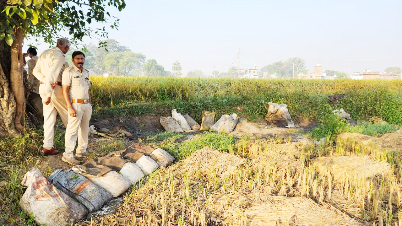 60 लीटर महुआ के साथ  2500 लीटर लहान जब्त