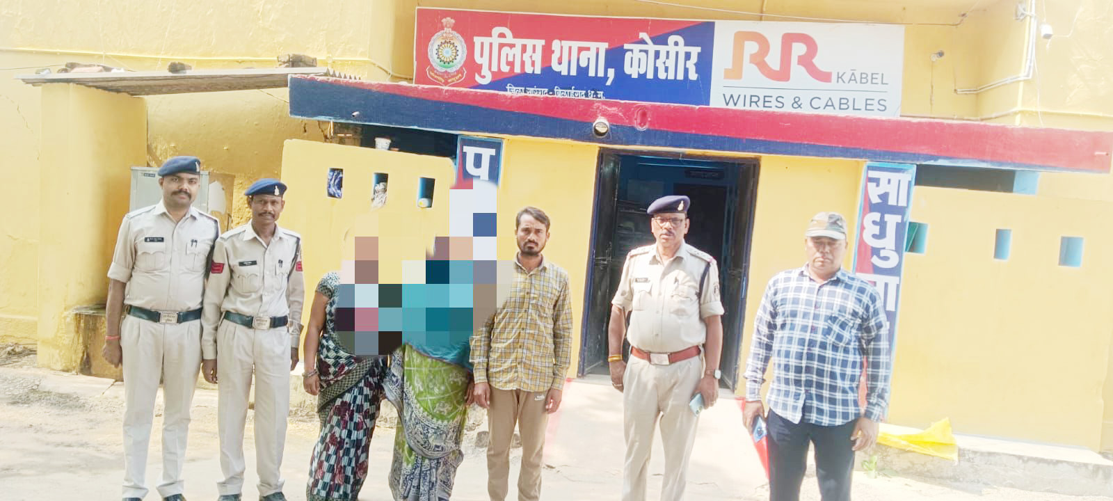 पत्नी की हत्या कर गुमराह करने कमरे से बाहर रखी लाश, 3 आरोपी गिरफ्तार