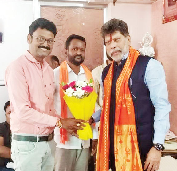 प्राचार्य का सम्मानित होना हमारे लिए गर्व की बात-किरण देव