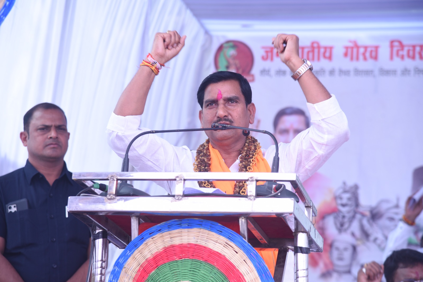 भगवान बिरसा ने जल, जंगल और जमीन की रक्षा के लिए जीवन समर्पित किया – तोखन