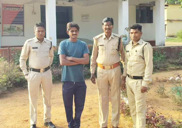 जिओ टॉवर में लगे सामानों की चोरी, फरार आरोपी एमपी से गिरफ्तार