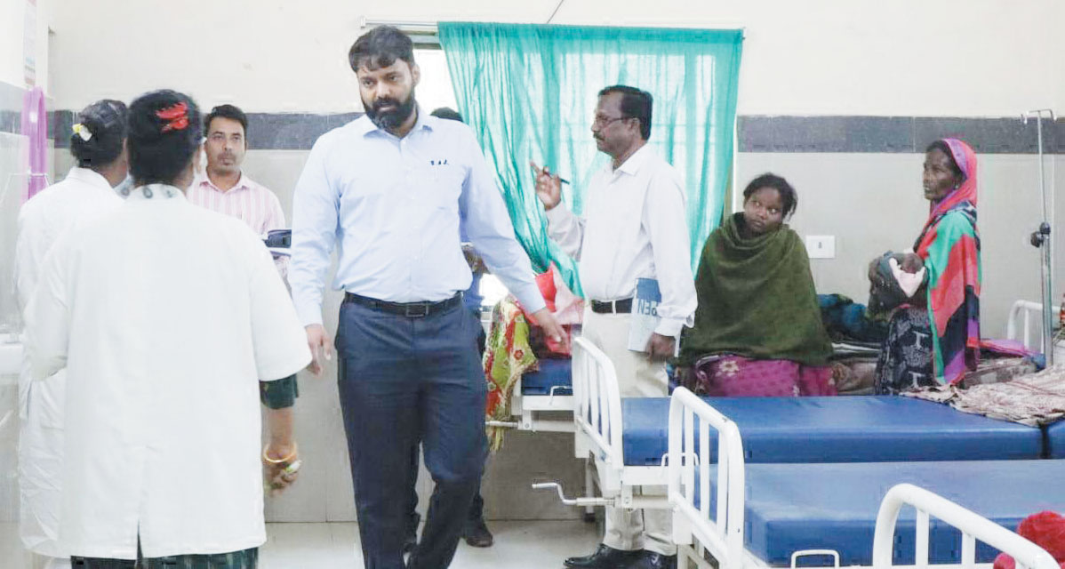 तपकरा प्राथमिक स्वास्थ्य केंद्र के होम्योपैथी डॉ. को निलंबित करने के निर्देश