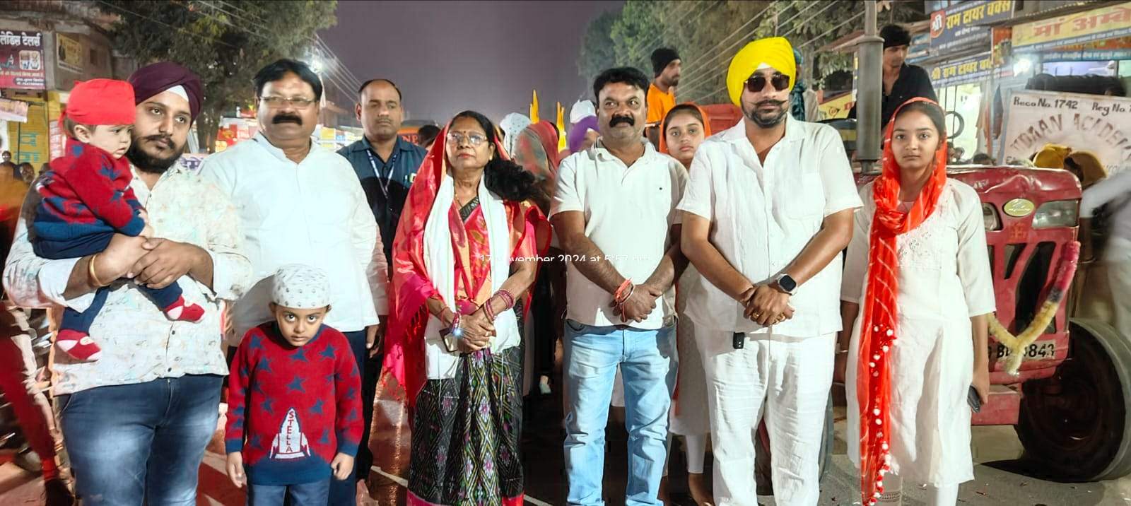 गुरु नानक जयंती पर सिख-सिंधी समाज ने निकाली शोभायात्रा