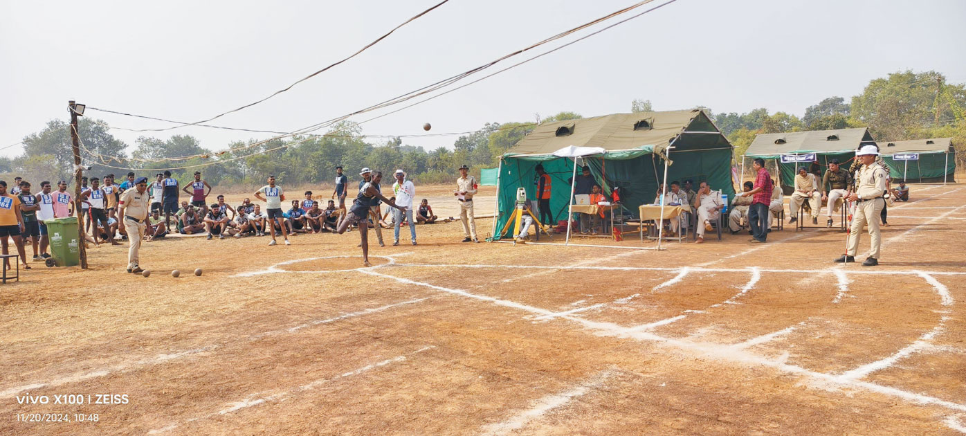 ब.बाजार के 1500 अभ्यर्थियों को बुलाया, मात्र 490 रहे उपस्थित