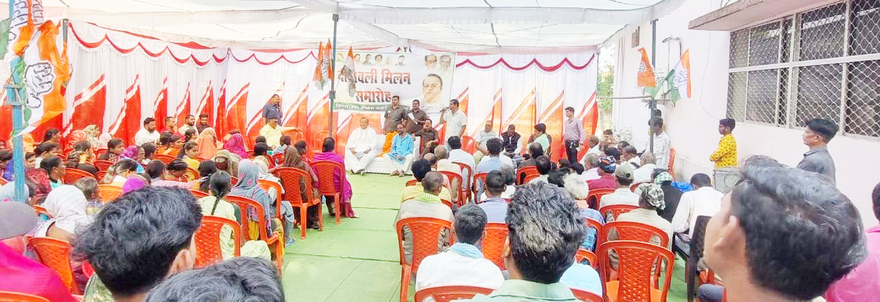 दीपावली मिलन के बहाने अमितेश ने कार्यकर्ताओं को किया चार्ज 