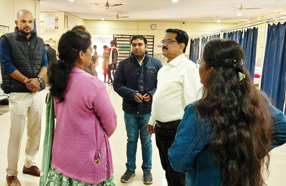  उप संचालक ने शहरी सीएचसी व आयुष्मान आरोग्य मंदिर का किया निरीक्षण