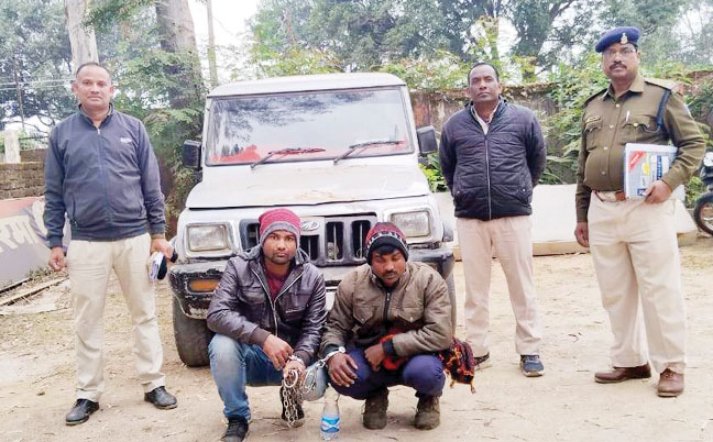 बोलेरो चोरी, 2 गिरफ्तार