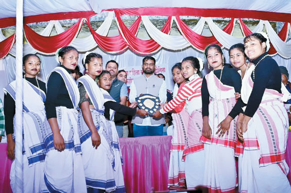 ग्रामीण महिला खेल स्पर्धा व युवा उत्सव का समापन ग्रामीण महिला खेल स्पर्धा व युवा उत्सव का समापन