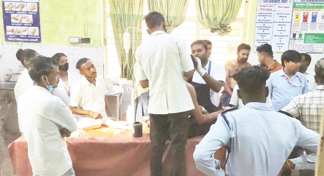 सर्वोदय अंग्रेजी स्कूल में नाबालिग छात्र ने 2 शिक्षकों पर किया जानलेवा हमला, एक अस्पताल में, आरोपी फरार