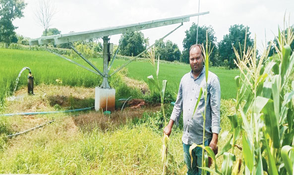सौर सुजला योजना से किसानों की आर्थिक स्थिति बेहतर बन रही सौर सुजला योजना से किसानों की आर्थिक स्थिति बेहतर बन रही