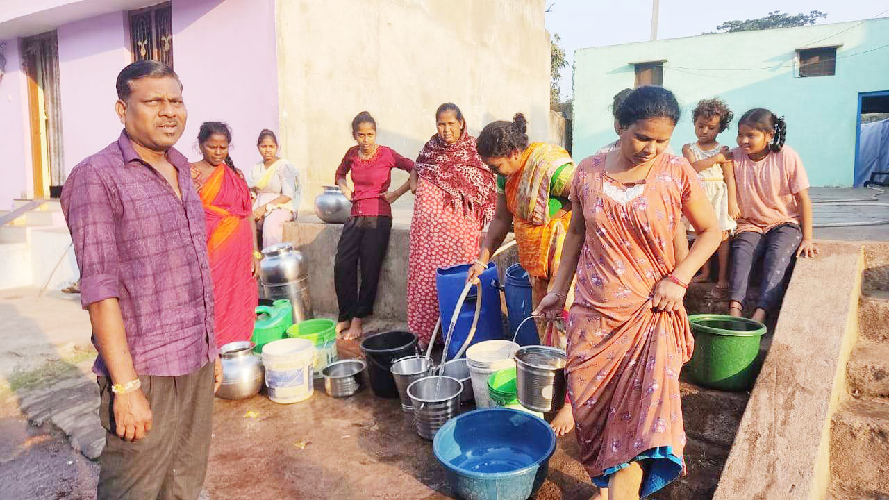 नगर में आ रही पेयजल की समस्या नगर में आ रही पेयजल की समस्या