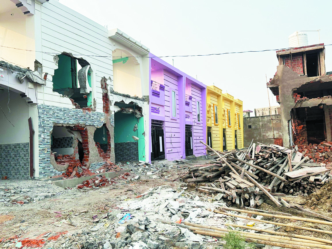 जोन 10 में ठीक नहीं चल रहा अवैध निर्माण पर आंखें बंद