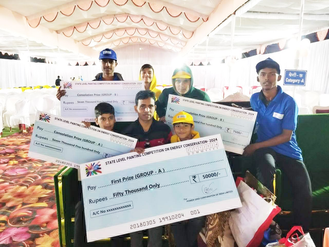 चित्रकला स्पर्धा में सेंट टेरेसा स्कूल के विद्यार्थियों ने मारी बाजी चित्रकला स्पर्धा में सेंट टेरेसा स्कूल के विद्यार्थियों ने मारी बाजी