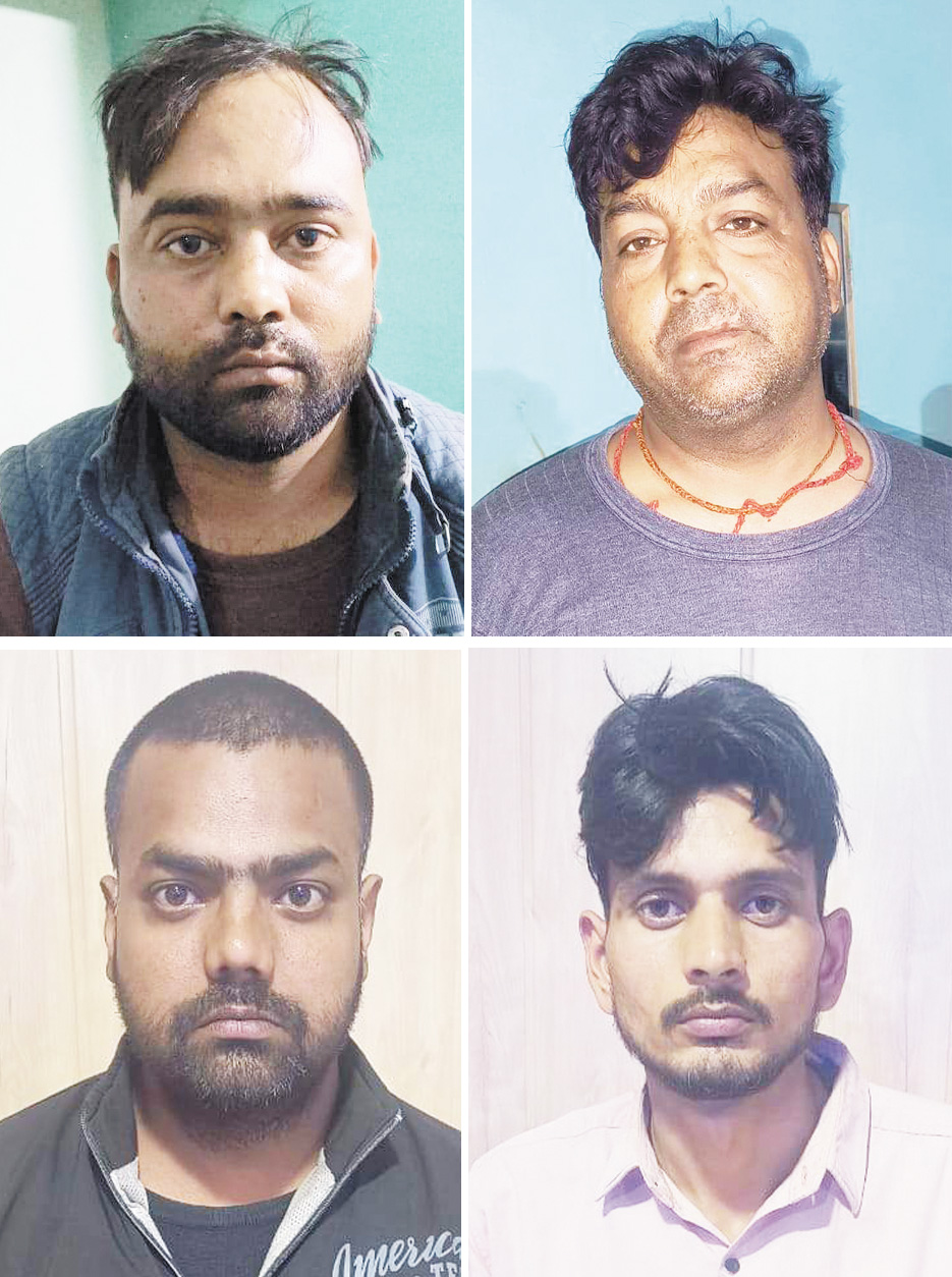 नकली पेन ड्राइव बेचने वाले 4 ठग गिरफ्तार