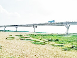 दतान और खैरा के घाट कभी  सोने की तरह चमकते थे... 