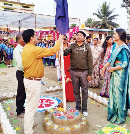 स्वयंसेवकों को एकजुट होकर रहने और निरंतर आगे बढऩे का आह्वान स्वयंसेवकों को एकजुट होकर रहने और निरंतर आगे बढऩे का आह्वान