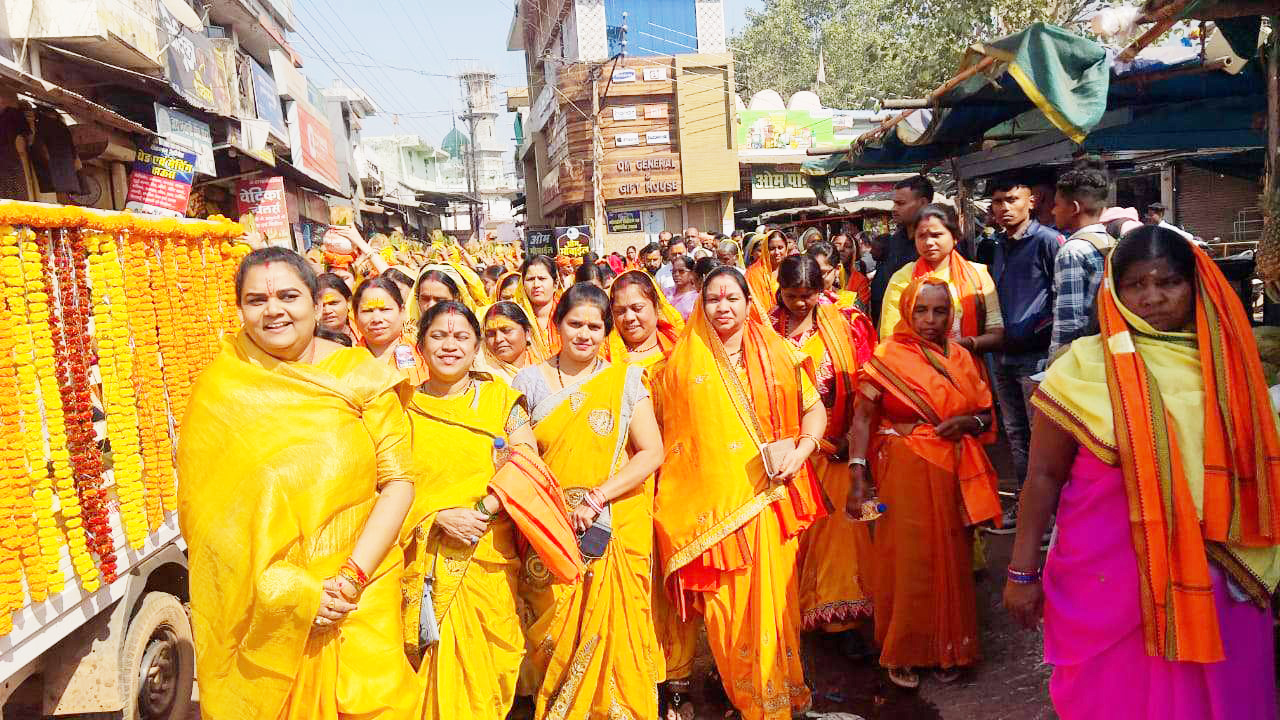 अमृतेश्वर महादेव की प्राण-प्रतिष्ठा महोत्सव के लिए  निकली शोभायात्रा