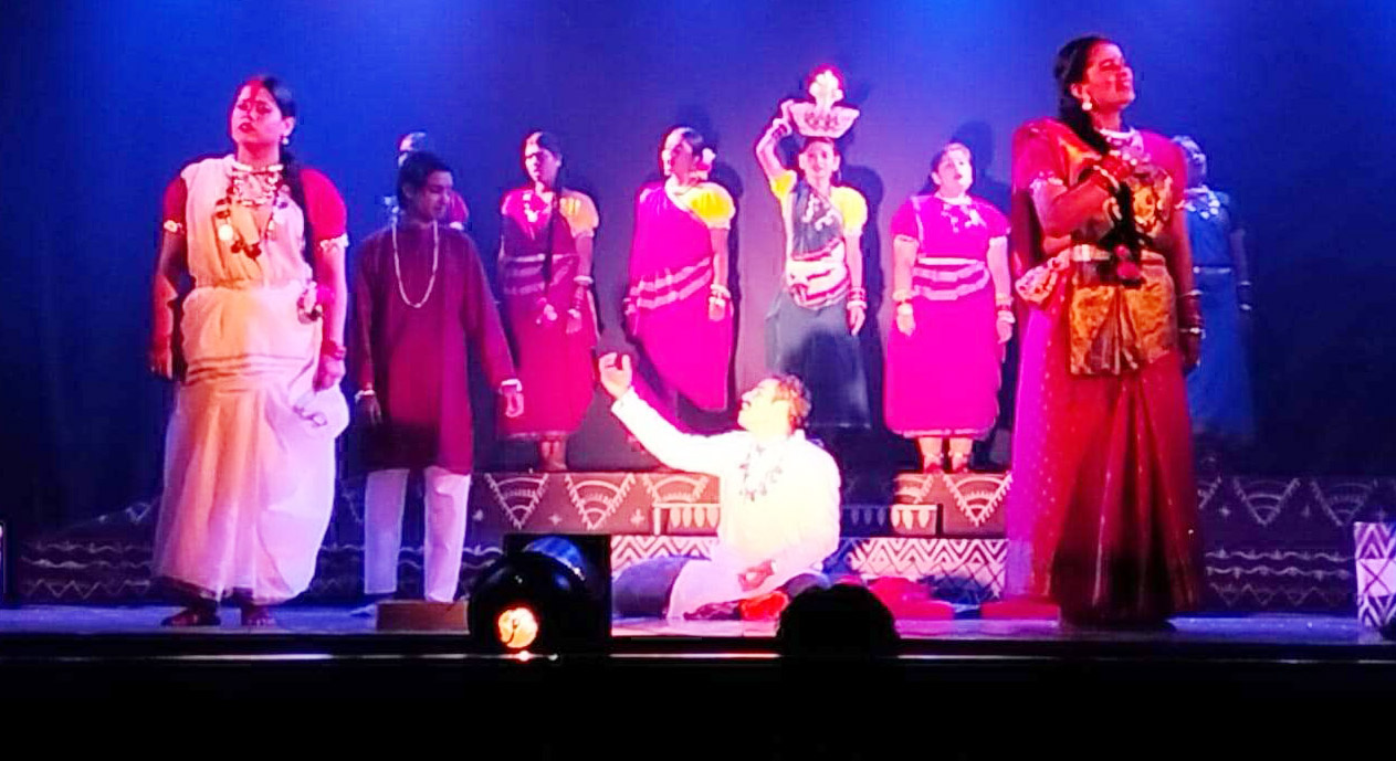 नाट्य विद्यालय भोपाल के छात्रों ने रानी दाई नाटक का किया मंचन