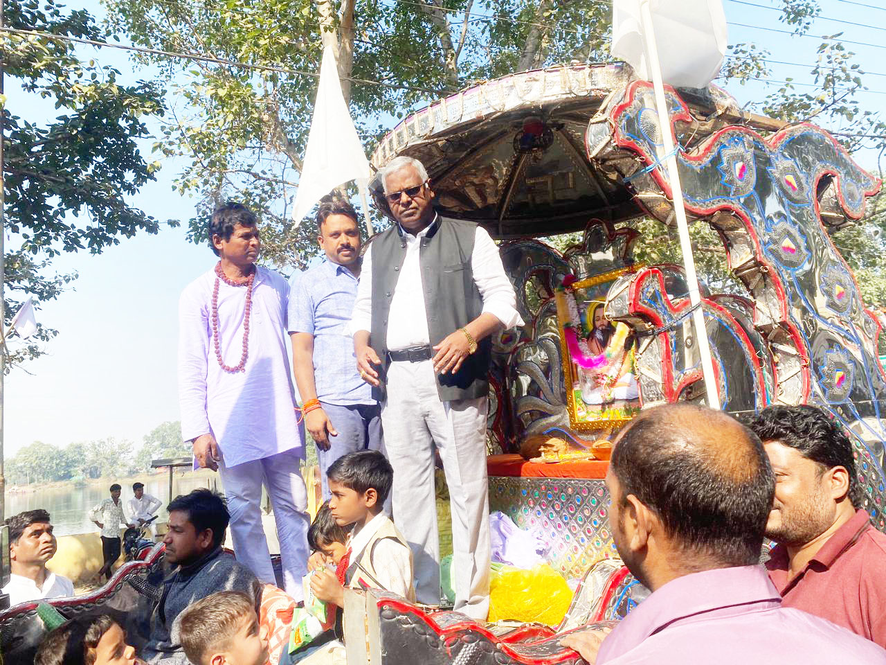 सतनामी समाज ने निकाली शोभायात्रा