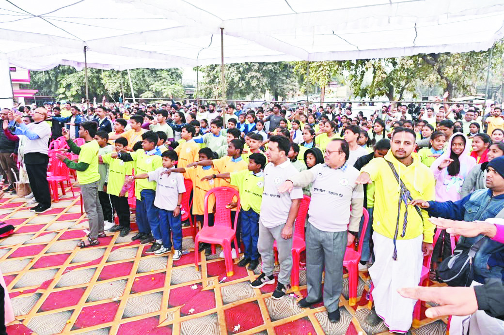 गार्डन की सफाई कर दिया स्वच्छता का संदेश, सद्भावना की ली शपथ